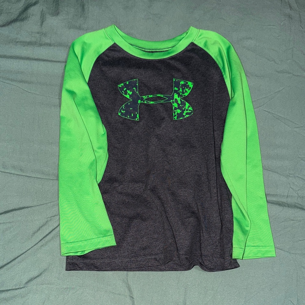 Under Armour Kids Green and gray Long Sleeve Shirt